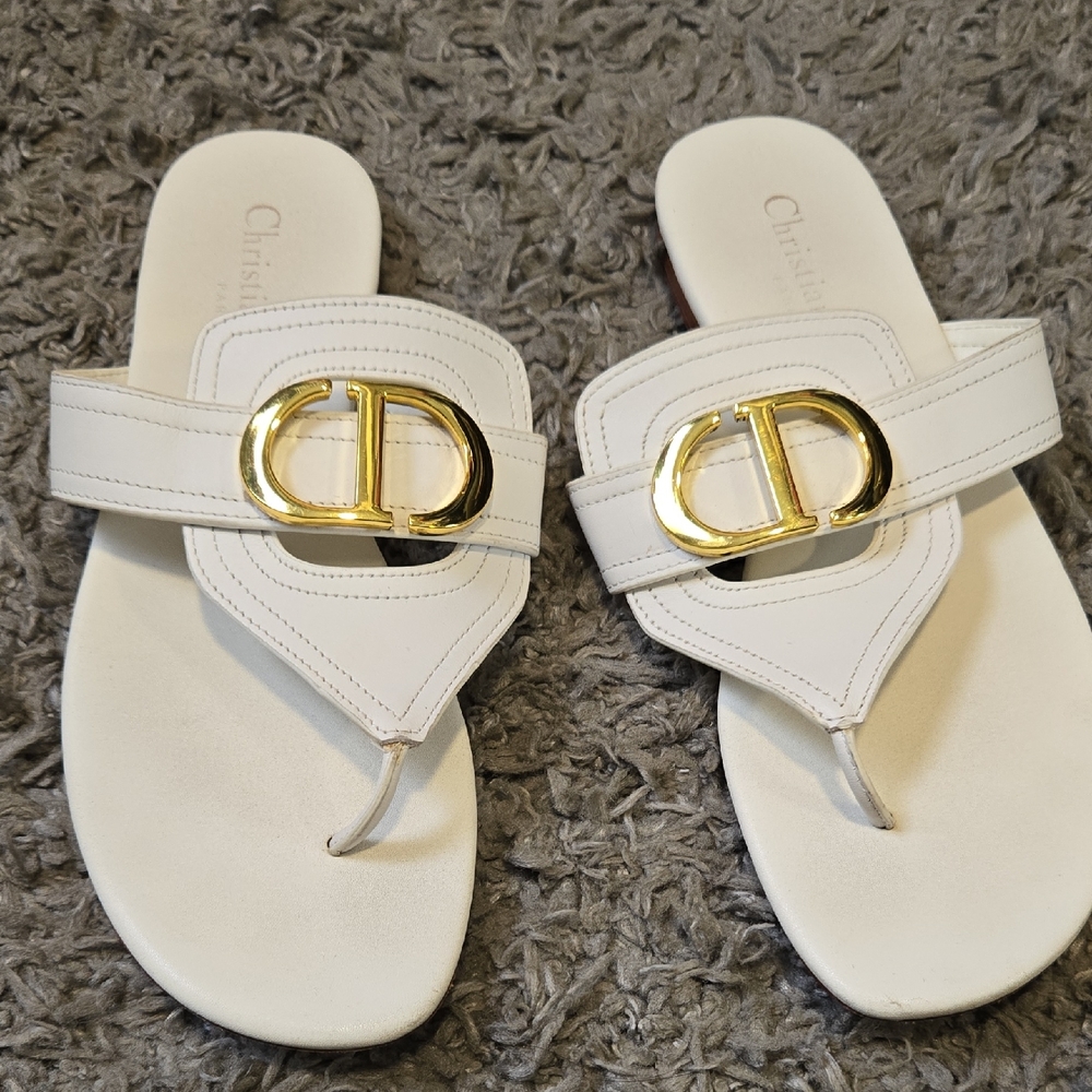 Chic White Sandals with Gold Accents